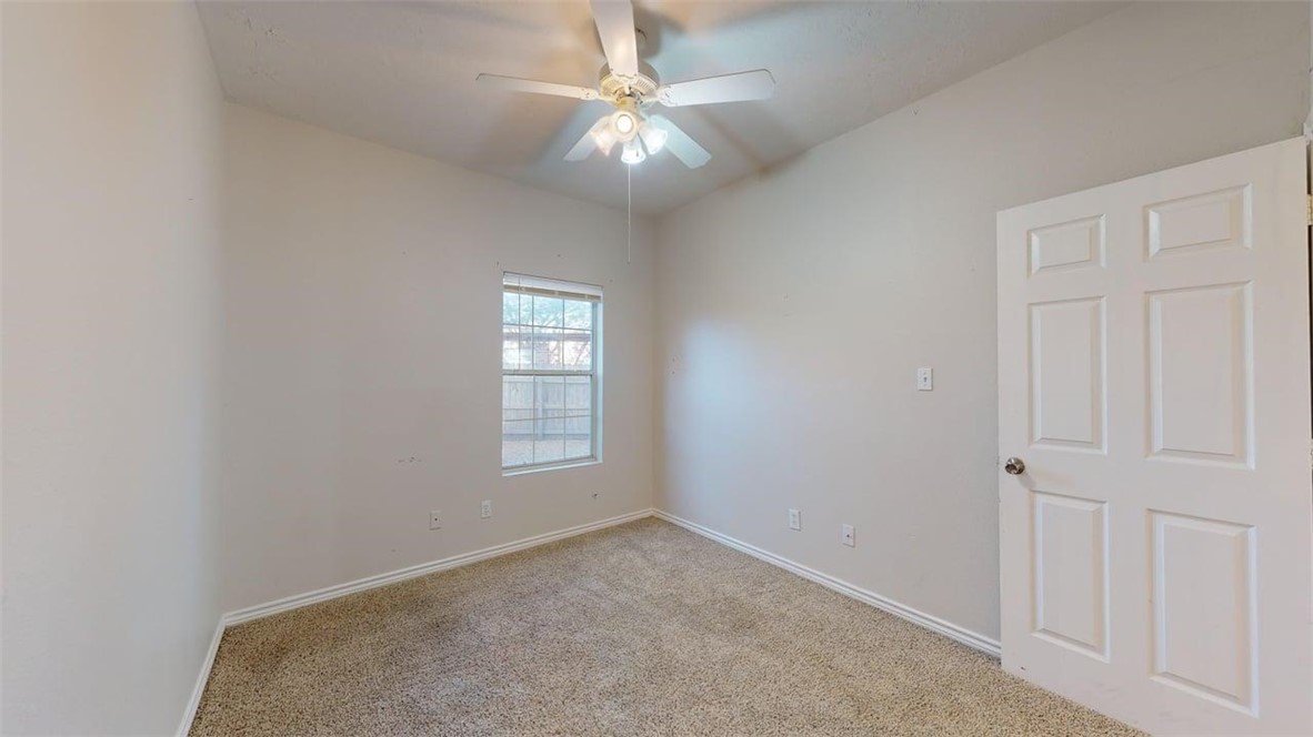 1500 Maglothin Court Bryan, TX 77802 - Photo 15 of 35