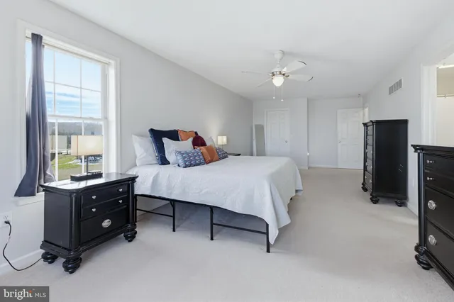 $419,900 | 505 North Burberry Lane, Mount Wolf, PA 17347