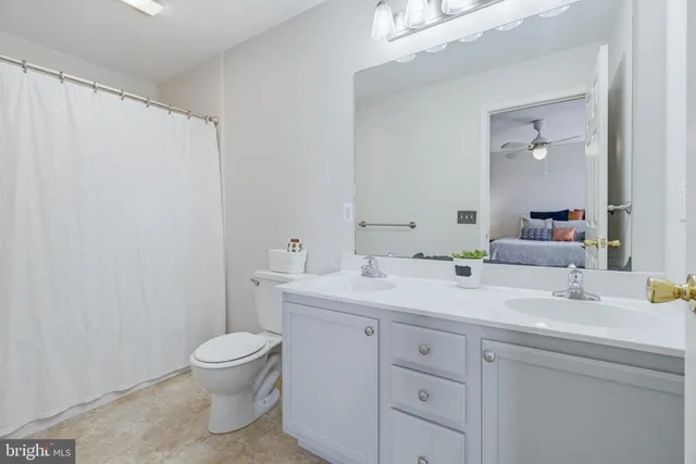 $419,900 | 505 North Burberry Lane, Mount Wolf, PA 17347