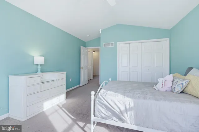 $419,900 | 505 North Burberry Lane, Mount Wolf, PA 17347