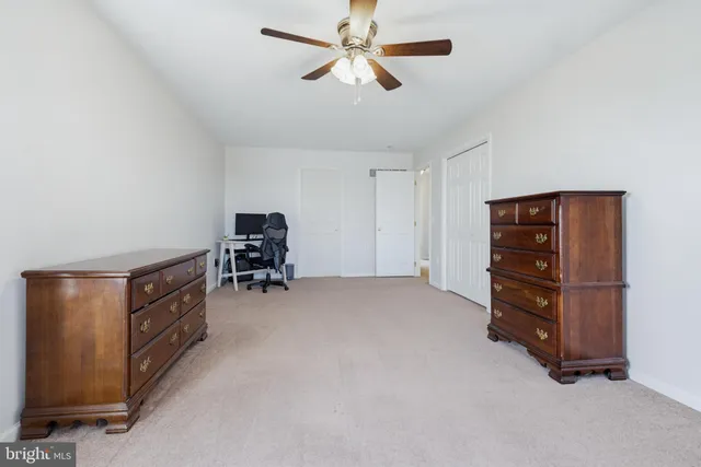 $419,900 | 505 North Burberry Lane, Mount Wolf, PA 17347