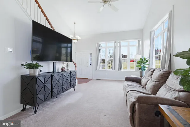 $419,900 | 505 North Burberry Lane, Mount Wolf, PA 17347