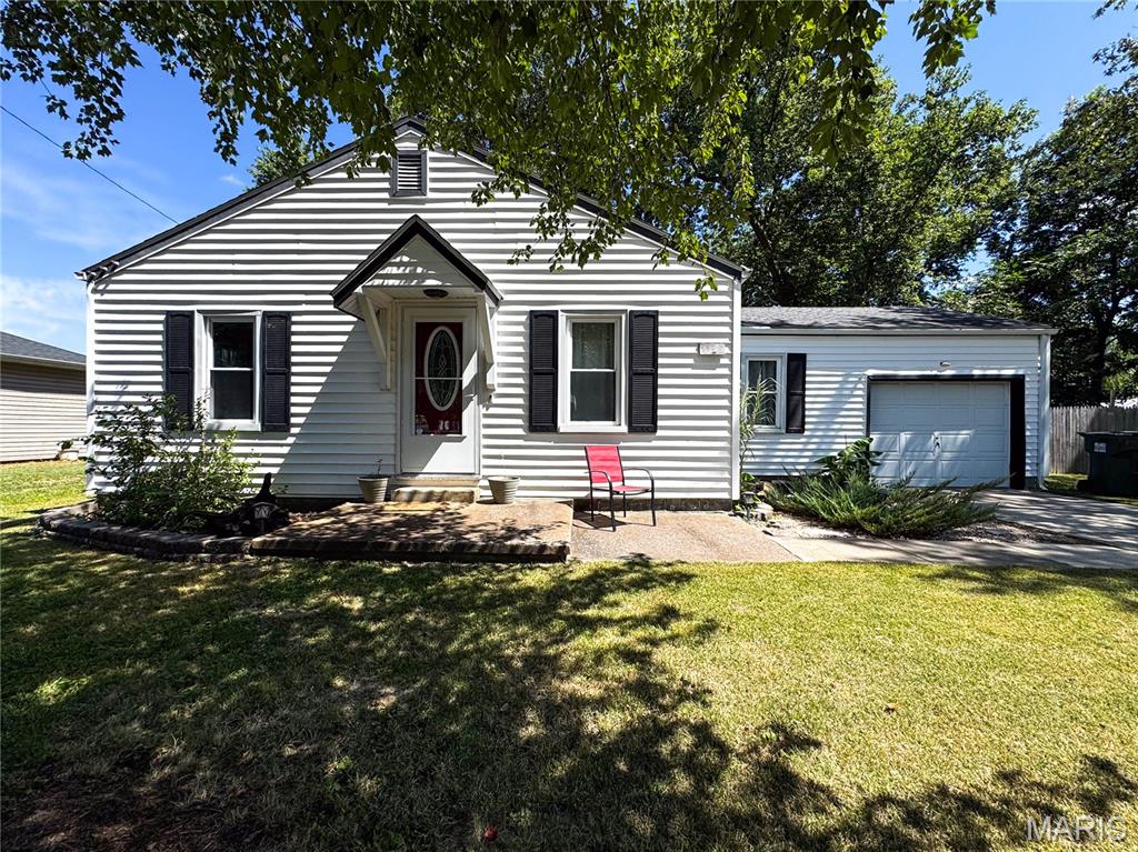 5252 Kaskaskia Road Waterloo, IL 62298 - Photo 1 of 32