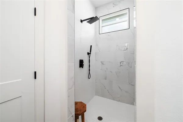 $449,900 | 7702 Feather Bay Drive, Brownwood, TX 76801