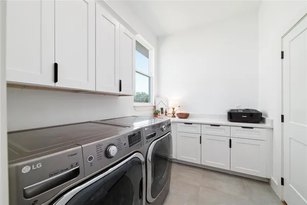 $449,900 | 7702 Feather Bay Drive, Brownwood, TX 76801