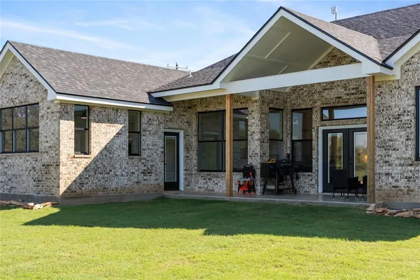 $449,900 | 7702 Feather Bay Drive, Brownwood, TX 76801