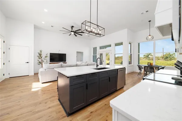 $449,900 | 7702 Feather Bay Drive, Brownwood, TX 76801