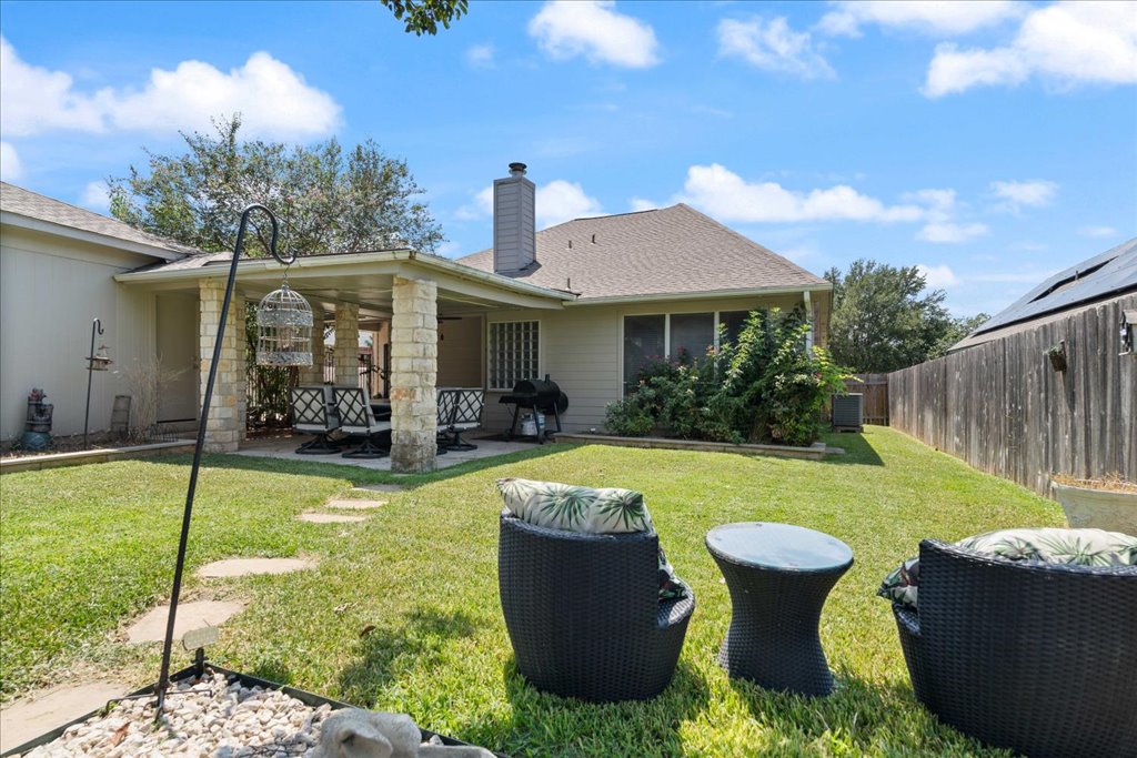 1505 Laurel Oak Loop Round Rock, TX 78665 - Photo 18 of 40 a view of outdoor space yard swimming pool and patio
