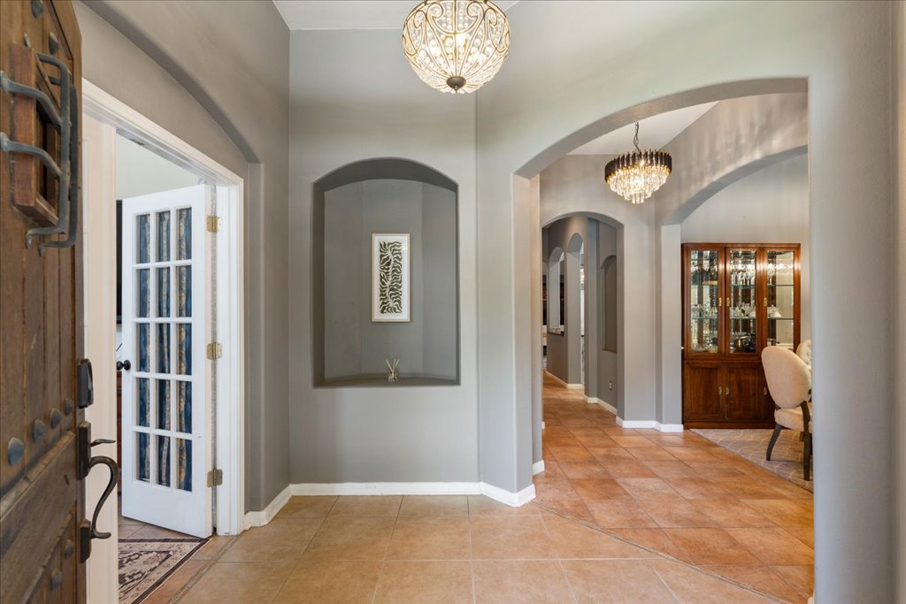 1505 Laurel Oak Loop Round Rock, TX 78665 - Photo 8 of 40