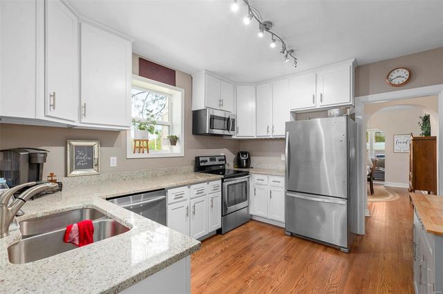 $385,000 | 7916 Dale Avenue, Richmond Heights, MO 63117