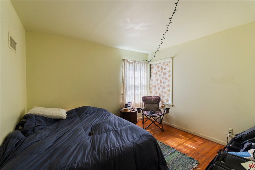 73 Wright Road Henrietta, NY 14467 - Photo 15 of 31 2nd bedroom