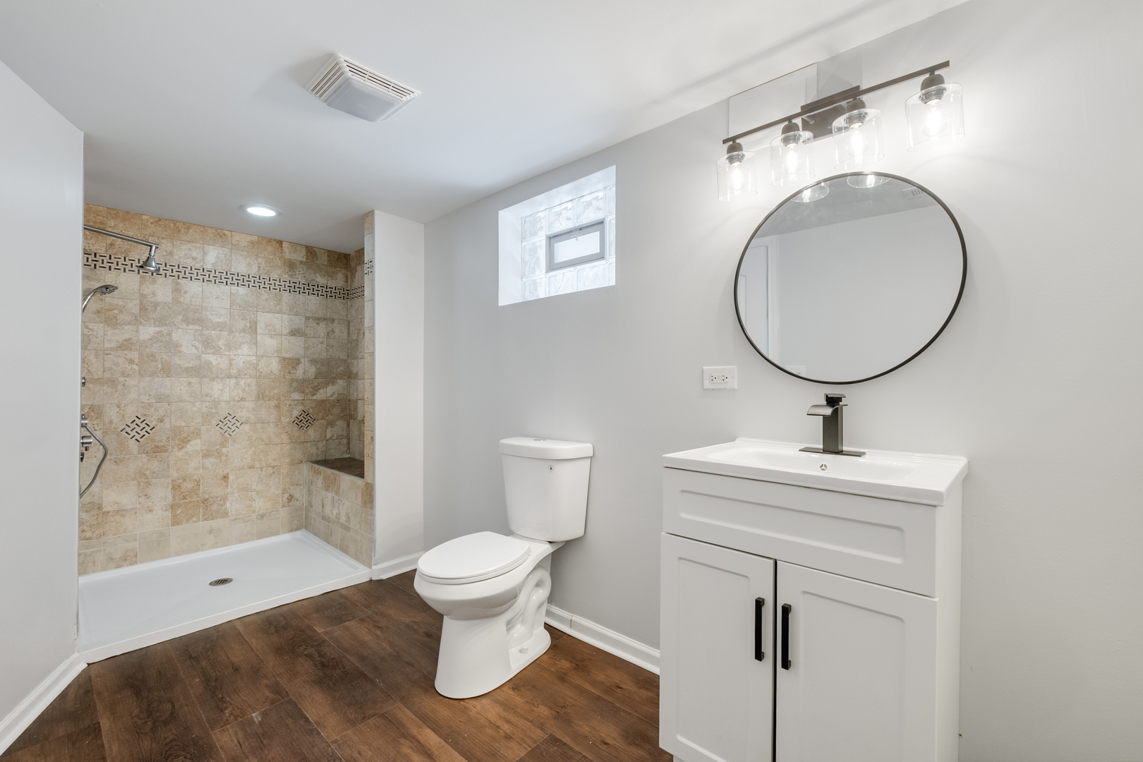 10557 South Indiana Avenue Chicago, IL 60628 - Photo 11 of 14