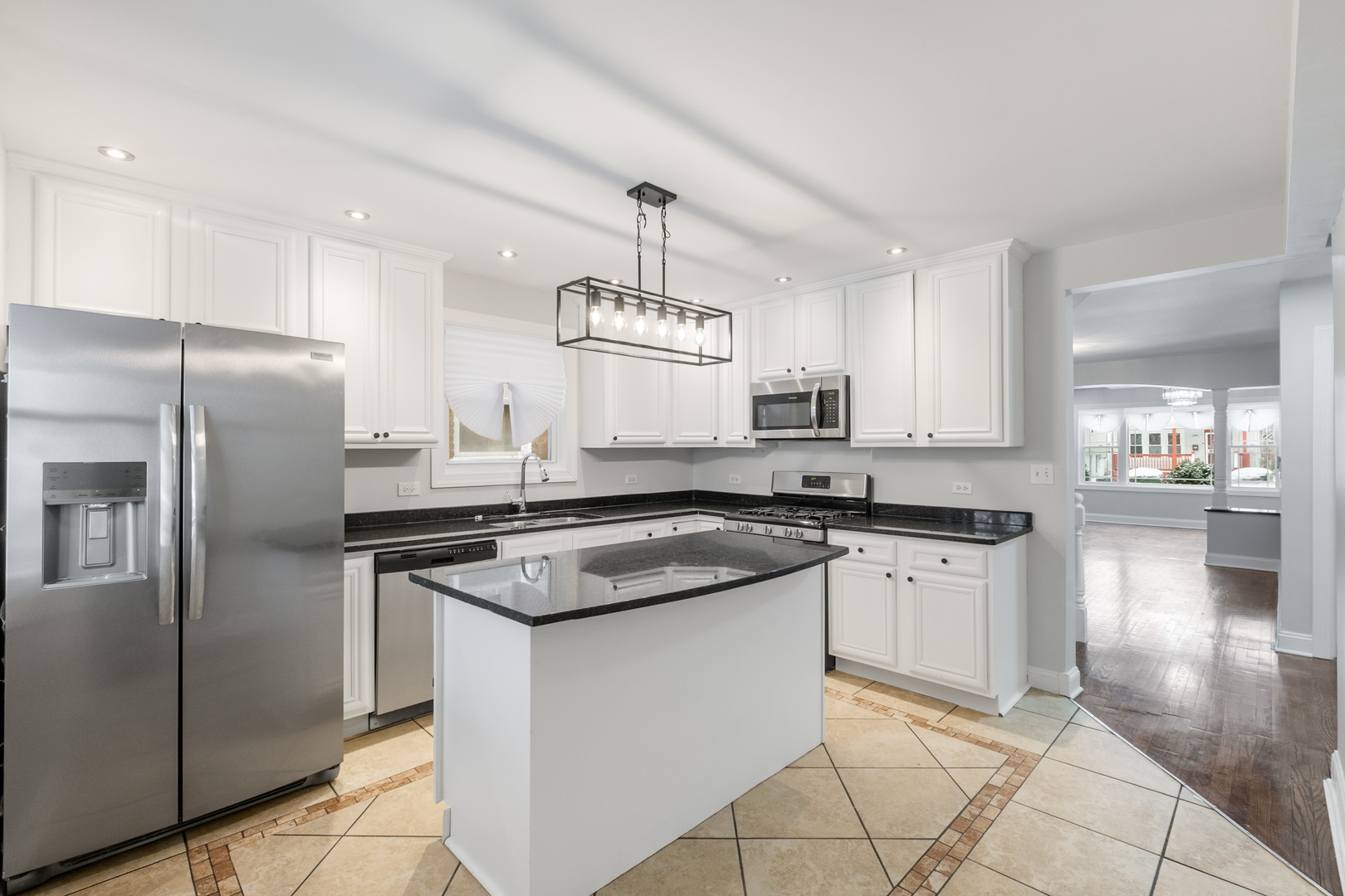 10557 South Indiana Avenue Chicago, IL 60628 - Photo 6 of 14