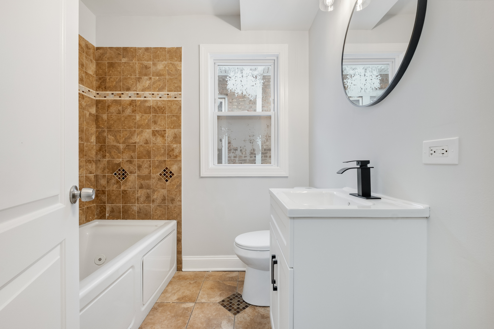 10557 South Indiana Avenue Chicago, IL 60628 - Photo 8 of 14