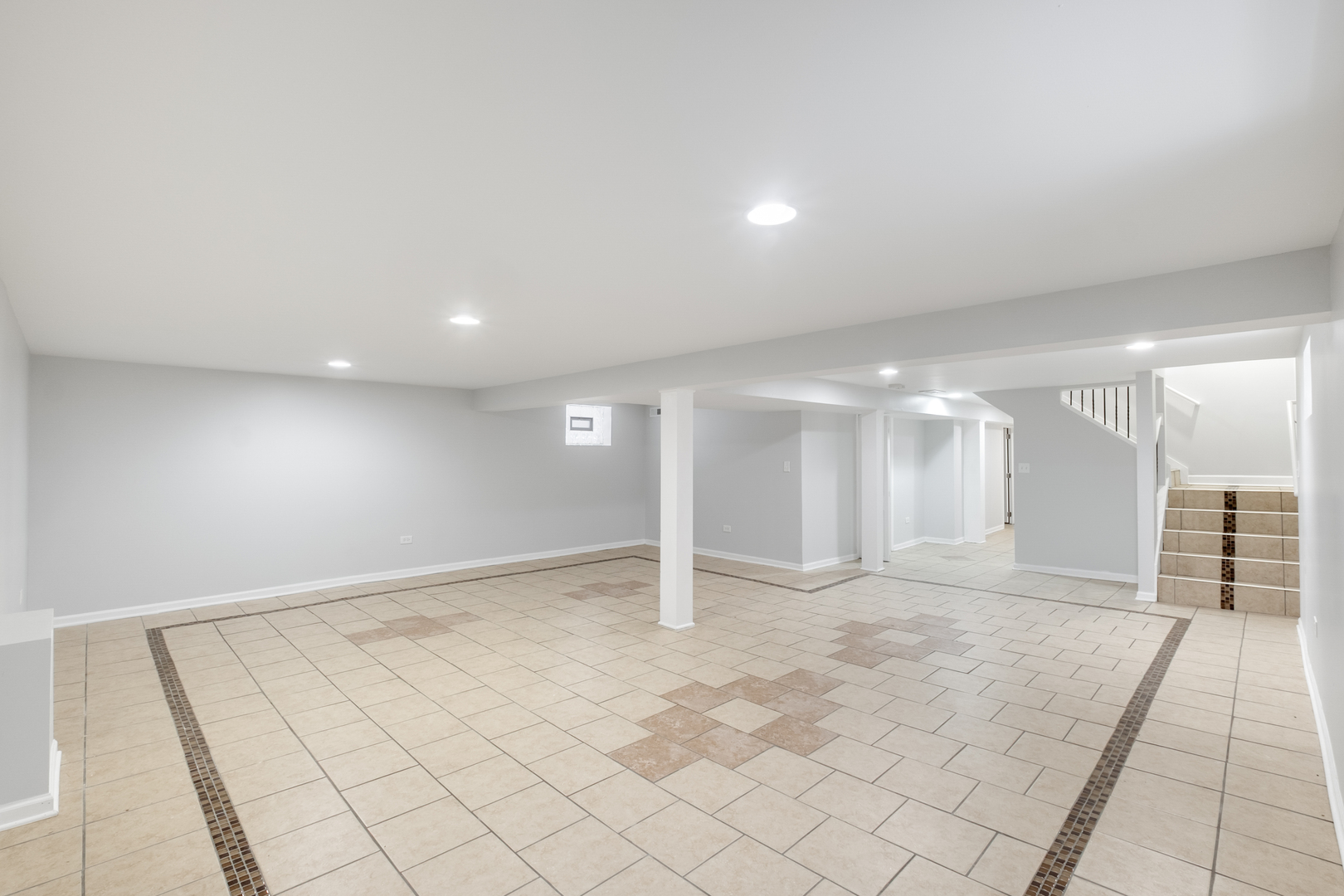 10557 South Indiana Avenue Chicago, IL 60628 - Photo 9 of 14