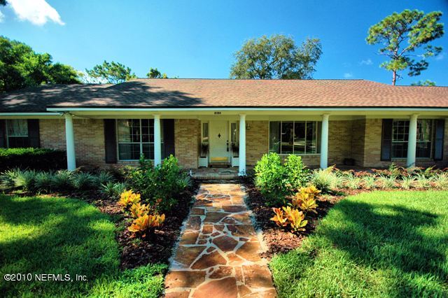 8184 Hollyridge Road Jacksonville, FL 32256 - Photo 1 of 18 Exterior Front