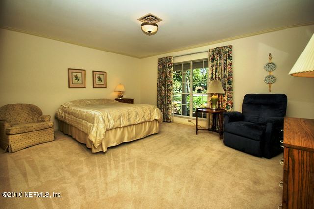 8184 Hollyridge Road Jacksonville, FL 32256 - Photo 14 of 18 Bedroom 2