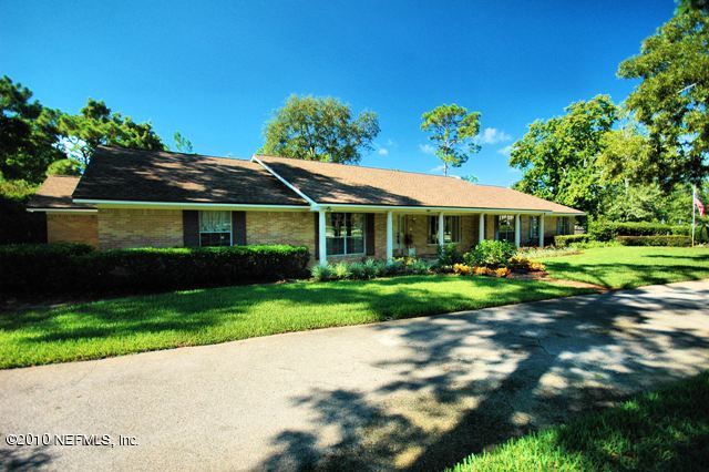 8184 Hollyridge Road Jacksonville, FL 32256 - Photo 2 of 18 Exterior Front 2