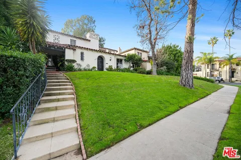 $2,300,000 | 457 North Orange Drive, Los Angeles, CA 90036