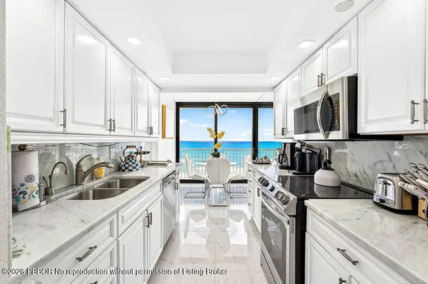 $22,000 | 3360 South Ocean Boulevard, Unit 6CII, Palm Beach, FL 33480