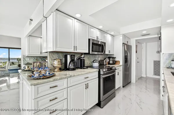 $22,000 | 3360 South Ocean Boulevard, Unit 6CII, Palm Beach, FL 33480