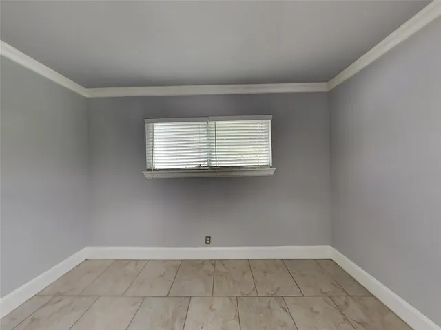 $1,393 | 2320 Cass Street, Fort Worth, TX 76112