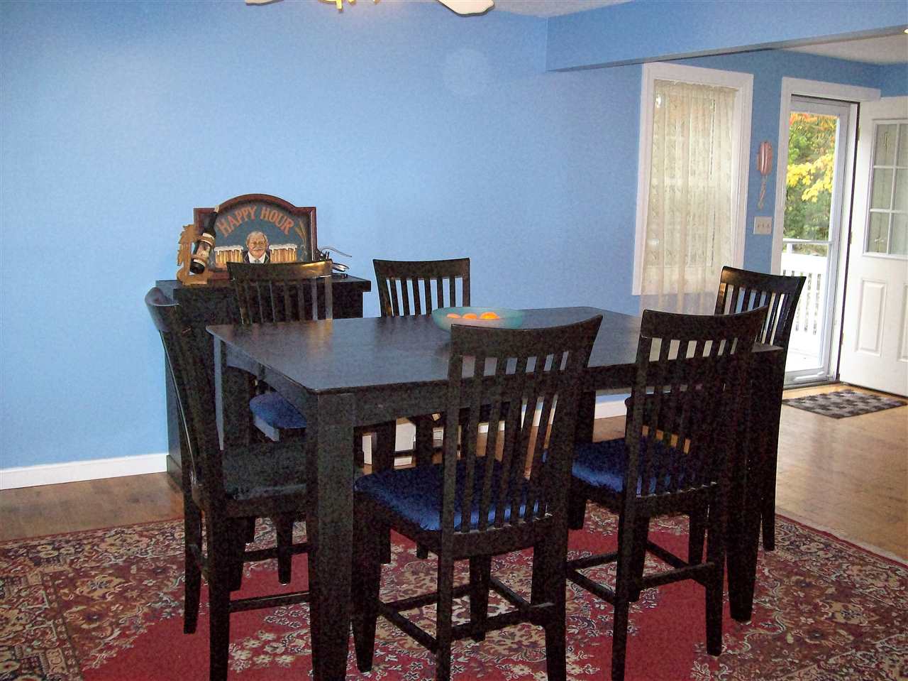 10 Roderick Circle Nashua, NH 03062 - Photo 3 of 25 Gallery Image 3