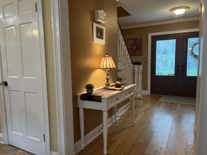 168 Ueland Road Red Bank, NJ 07701 - Photo 7 of 27 Gallery Image 7