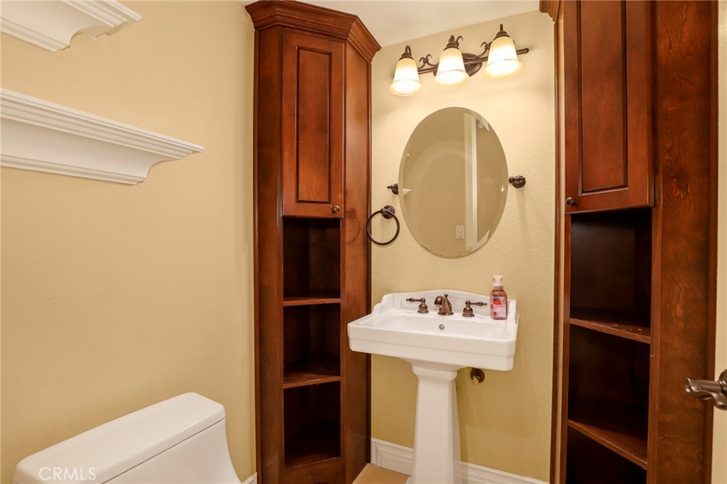 24340 Sylvan Glen Road Diamond Bar, CA 91765 - Photo 11 of 39