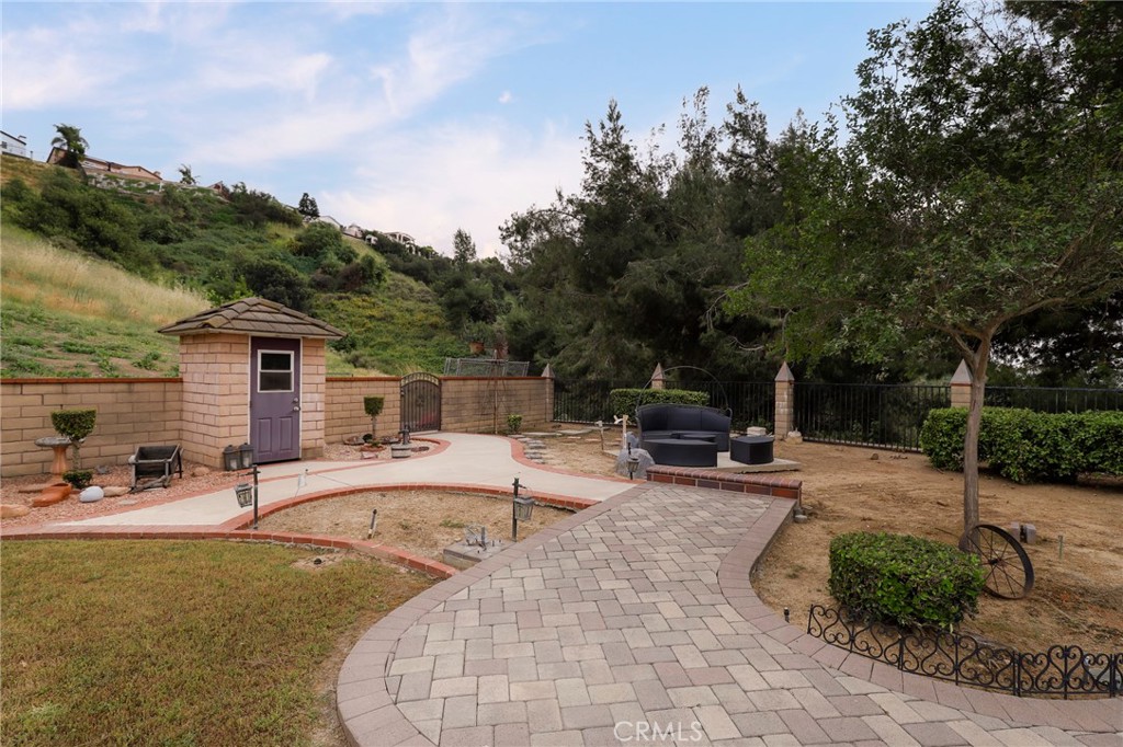 24340 Sylvan Glen Road Diamond Bar, CA 91765 - Photo 33 of 39