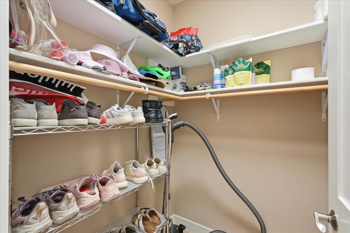 625 North Segoe Road, Unit 1100 Madison, WI 53705 - Photo 42 of 60