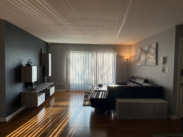 $2,900 | 1710 Dempster Street, Unit A, Park Ridge, IL 60068