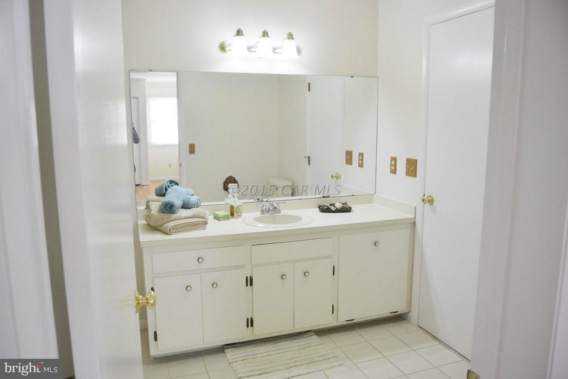 52 Grand Port Road Ocean Pines, MD 21811 - Photo 8 of 31 Gallery Image 8