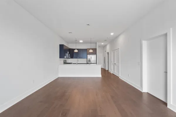 $2,593 | 250 Ave East, Unit 312, Bayonne, NJ 07002