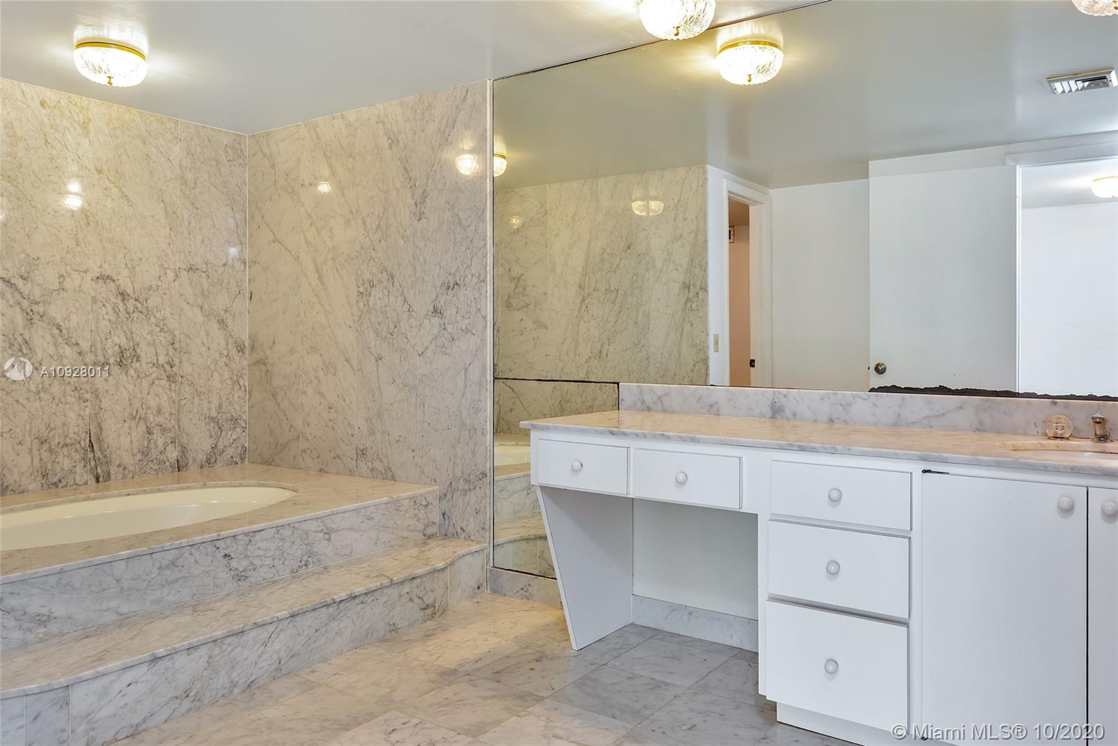 600 Grapetree Drive, Unit 11AS Key Biscayne, FL 33149 - Photo 15 of 38