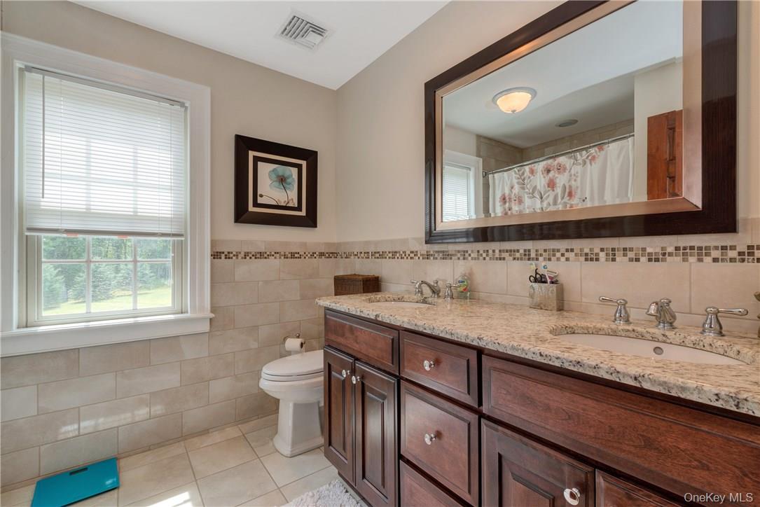 32 Old Chester Road Goshen, NY 10924 - Photo 24 of 36
