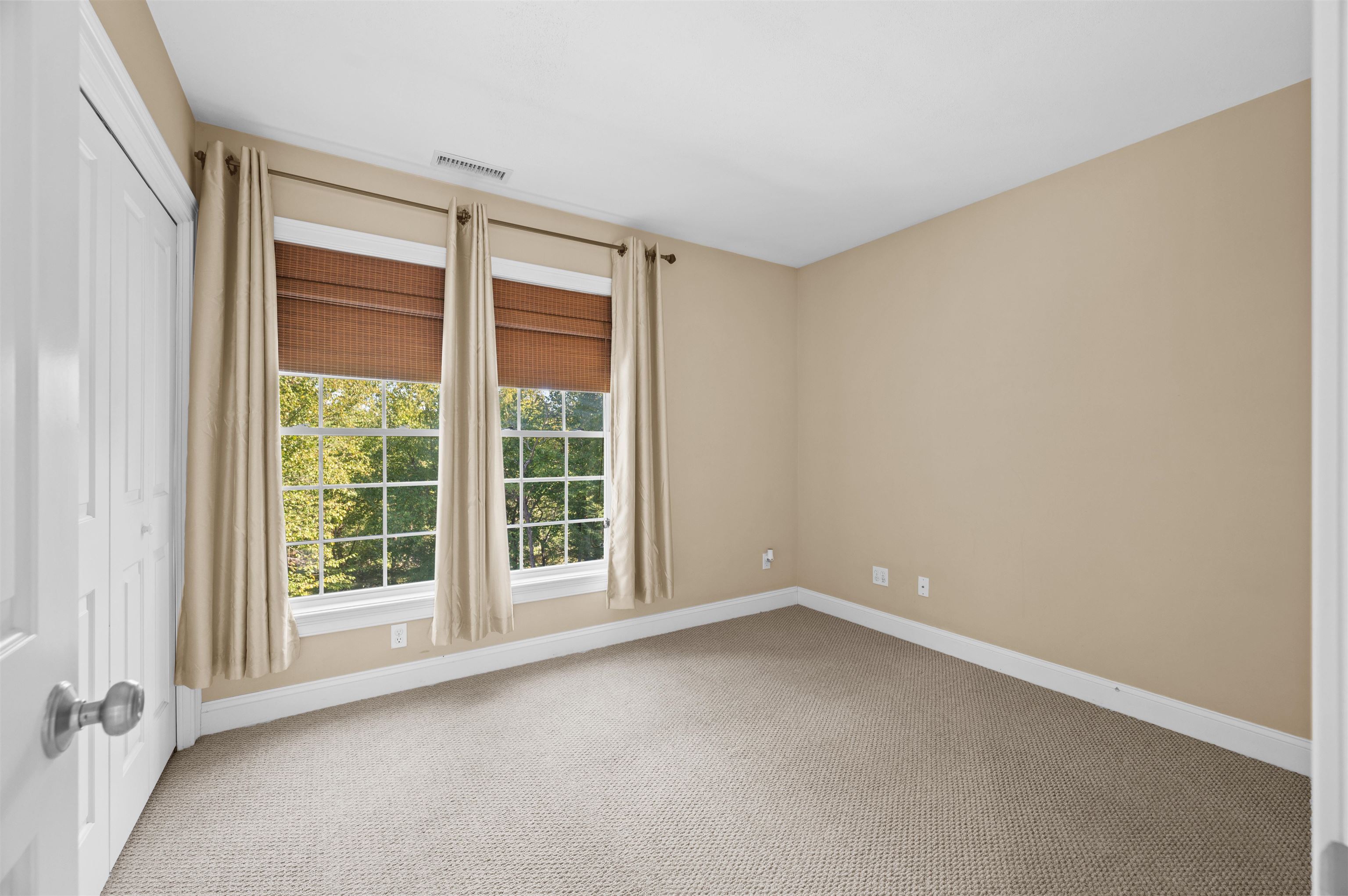 35 Gatchell Way, Unit B Epping, NH 03042 - Photo 23 of 51