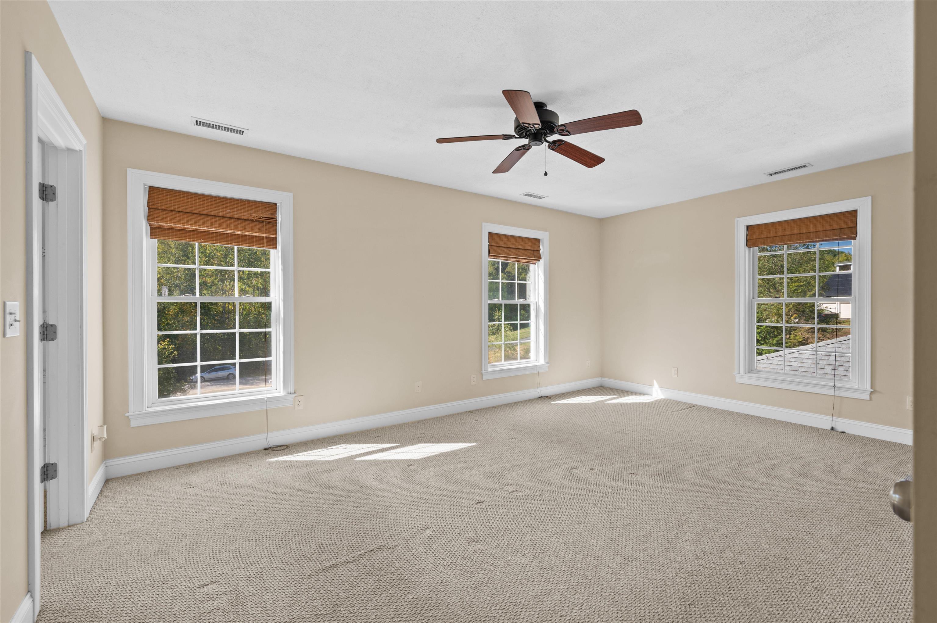 35 Gatchell Way, Unit B Epping, NH 03042 - Photo 26 of 51