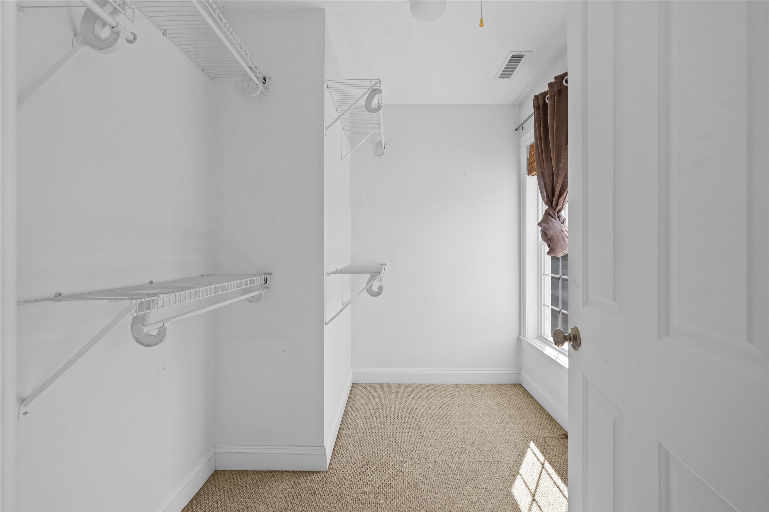 35 Gatchell Way, Unit B Epping, NH 03042 - Photo 28 of 51