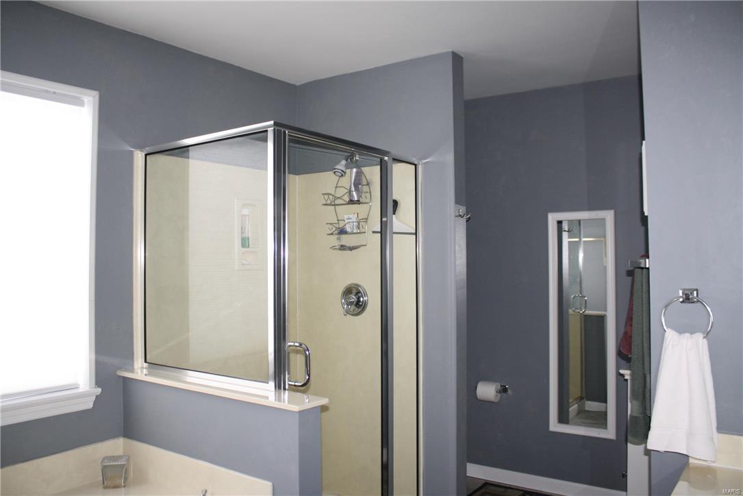 604 Highland Glen Drive Ballwin, MO 63021 - Photo 11 of 25