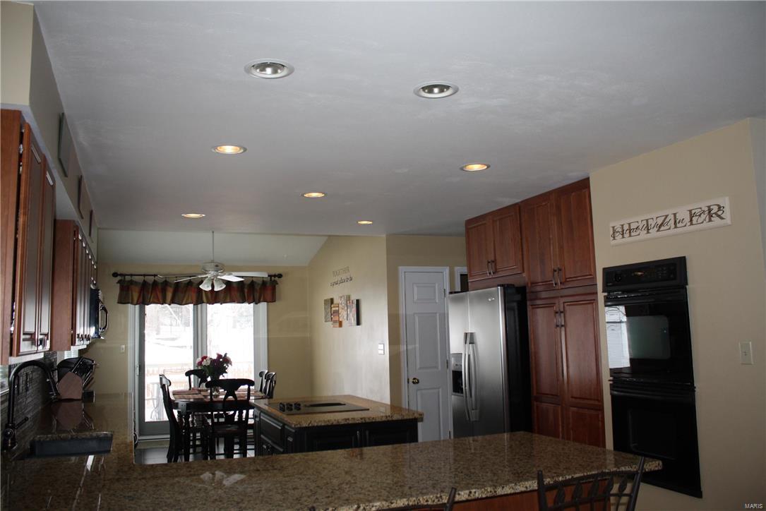 604 Highland Glen Drive Ballwin, MO 63021 - Photo 4 of 25