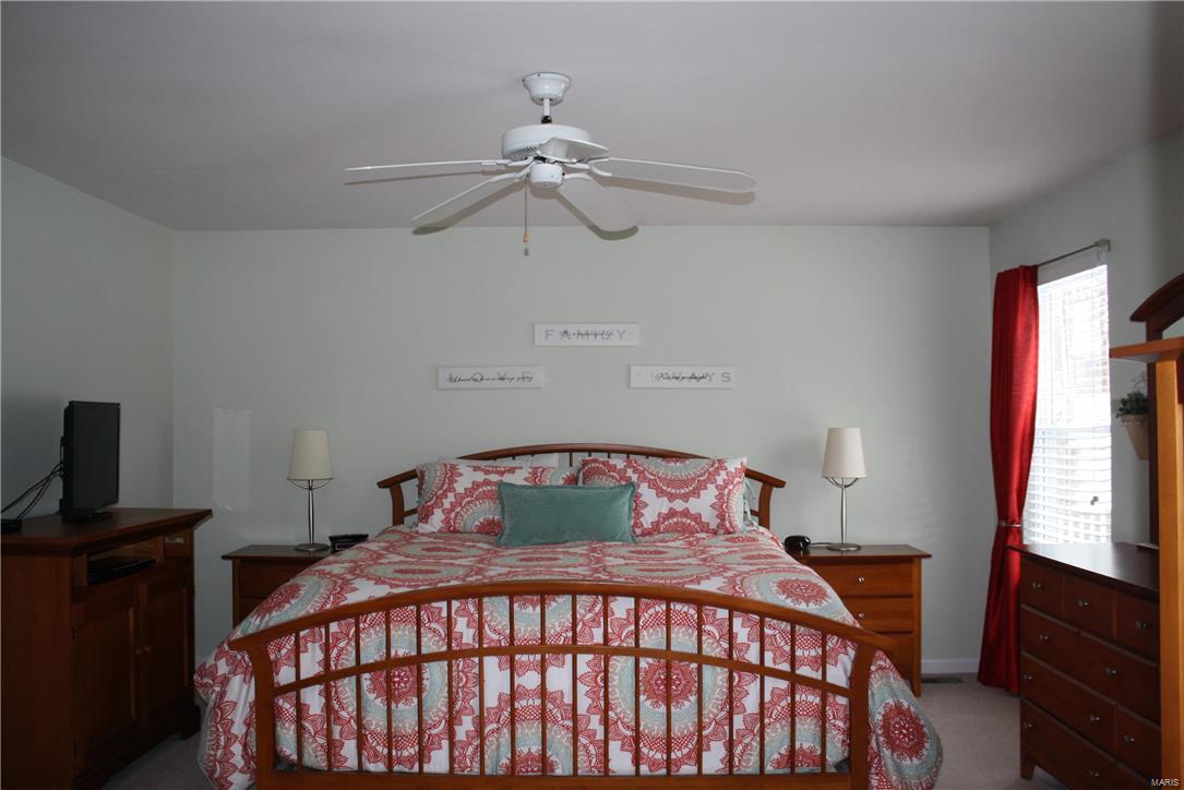 604 Highland Glen Drive Ballwin, MO 63021 - Photo 10 of 25