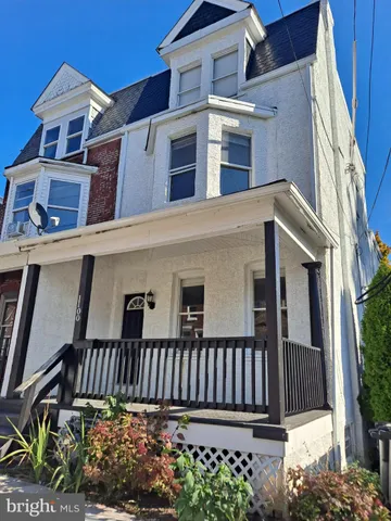 $2,800 | 1100 Green Street, Norristown, PA 19401