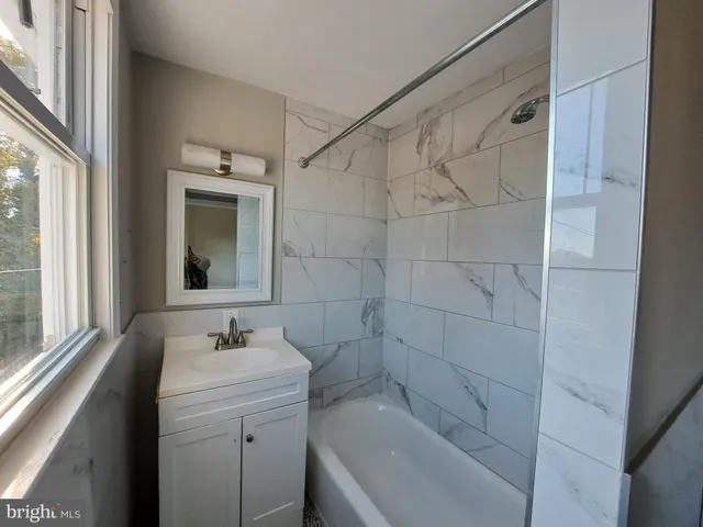 $2,800 | 1100 Green Street, Norristown, PA 19401