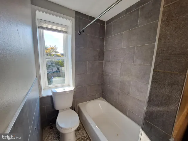 $2,800 | 1100 Green Street, Norristown, PA 19401