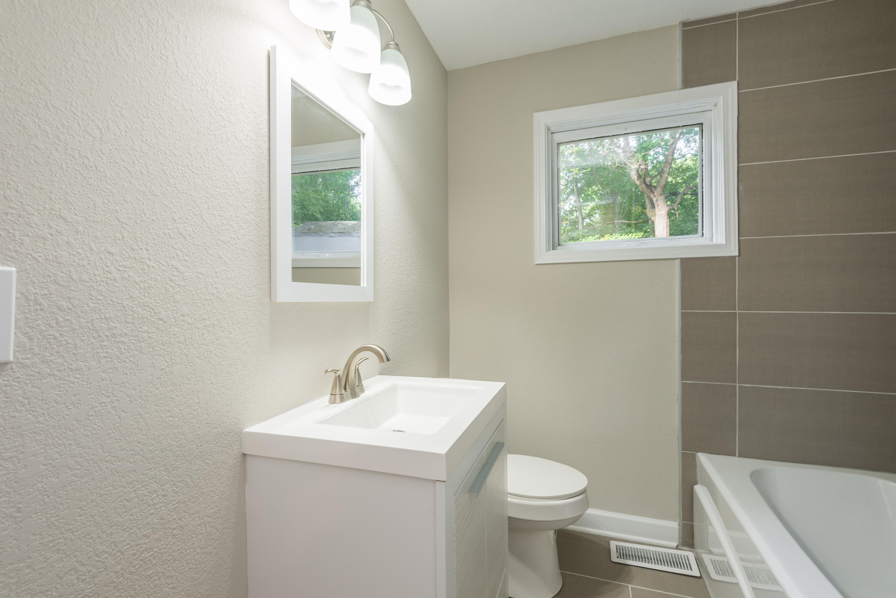 2224 Sandusky Road Knoxville, TN 37912 - Photo 20 of 28 2224SanduskyRd-15