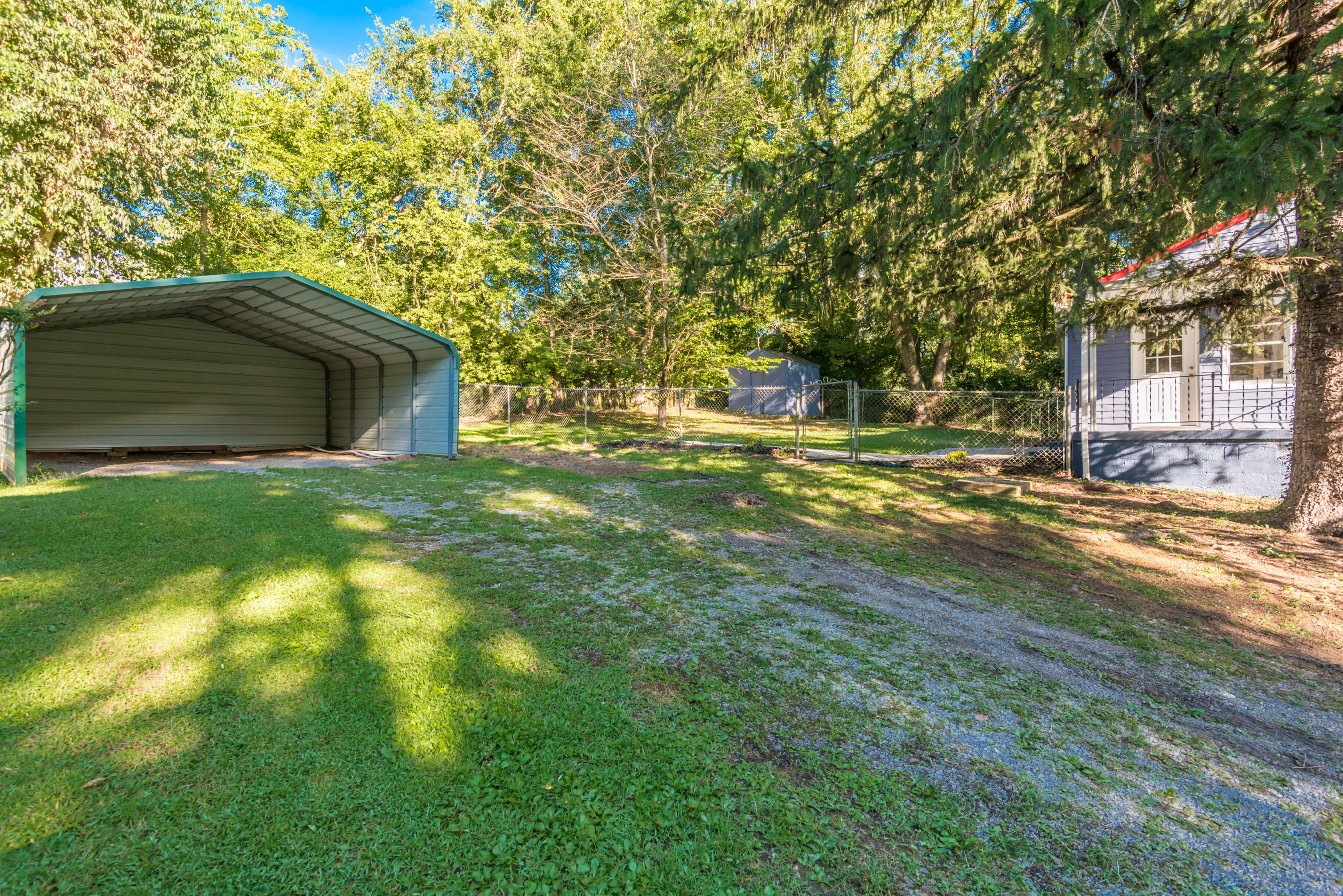 2224 Sandusky Road Knoxville, TN 37912 - Photo 7 of 28 2224SanduskyRd-28