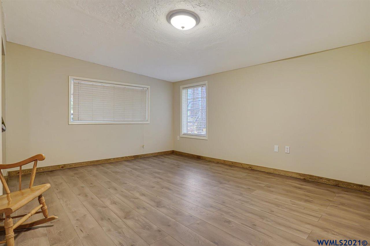 11012 Teeters Road Lyons, OR 97358 - Photo 16 of 28 Gallery Image 16