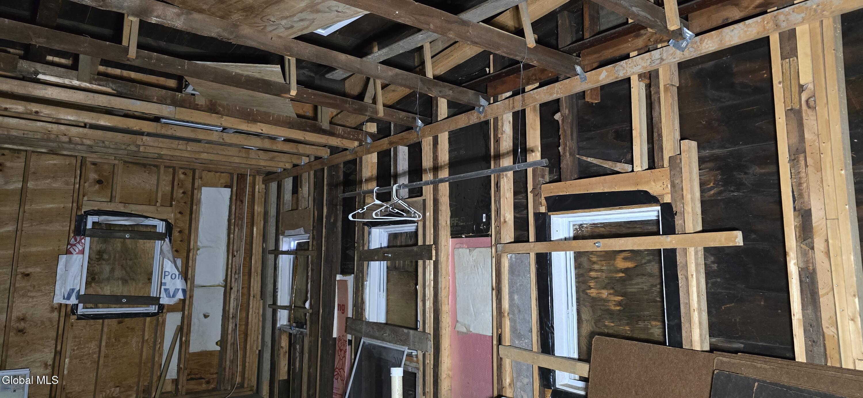 265 Elk Street Albany, NY 12206 - Photo 15 of 25 20251220_145425