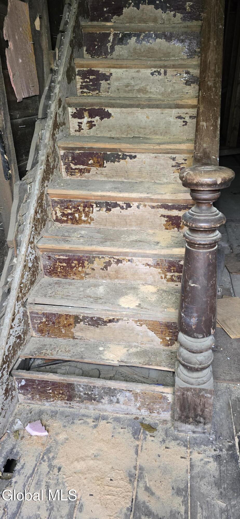 265 Elk Street Albany, NY 12206 - Photo 24 of 25 20251220_145923